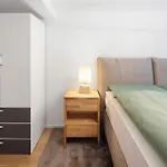 아파트 Modernes Mit Balkon Und Parkplatz, Naehe