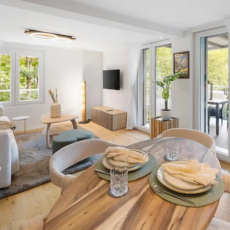 公寓 Modernes Mit Balkon Und Parkplatz, Naehe *