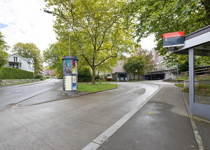 Apartment Modernes Mit Balkon Und Parkplatz, Nähe *