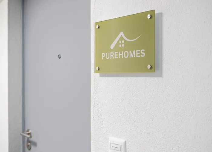 Apartmán Modernes Mit Balkon Und Parkplatz, Naehe *